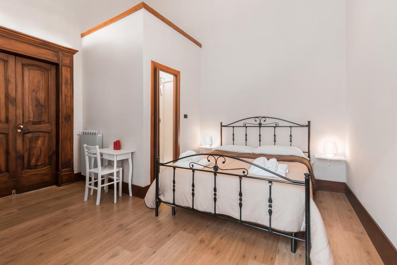 נאפולי Opera Home מראה חיצוני תמונה
