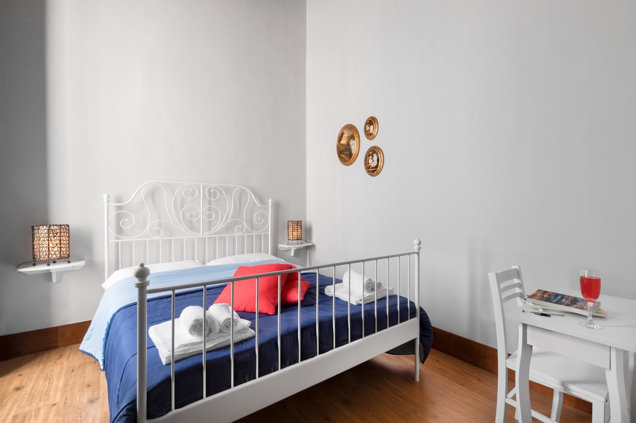 נאפולי Opera Home מראה חיצוני תמונה